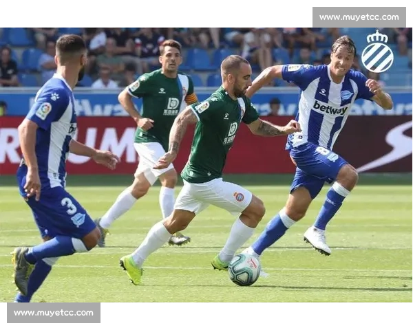 强强对话引爆绿茵夜豪门争锋焦点战悬念拉满胜负难料攻防博弈球迷沸腾