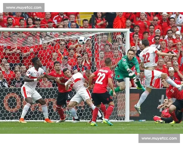 欧冠足球赛经典对决全景回顾与传奇时刻再现荣耀与激情交织之夜