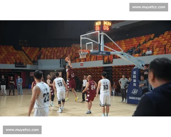 聚焦赛前情报解析篮球对决走势与关键胜负因素深度研判双方阵容状态 - 副本 - 副本 (2)