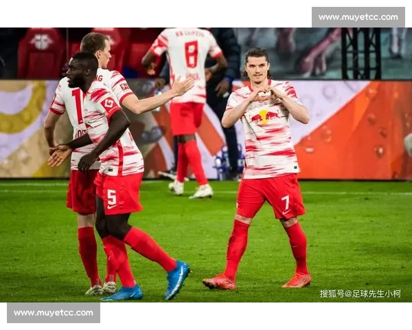 足球比赛手机版畅享实时对战与精彩赛事体验平台全新升级互动娱乐 - 副本 - 副本 (3)