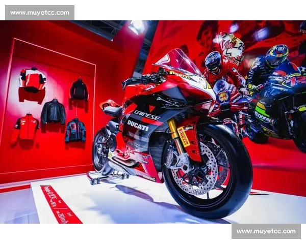 极速狂飙挑战赛燃情开幕 全程激烈对决尽显摩托车竞速魅力 极速狂飙挑战赛燃情开幕 全程激烈对决尽显摩托车竞速魅力